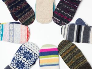 Wool Mittens with Joyce